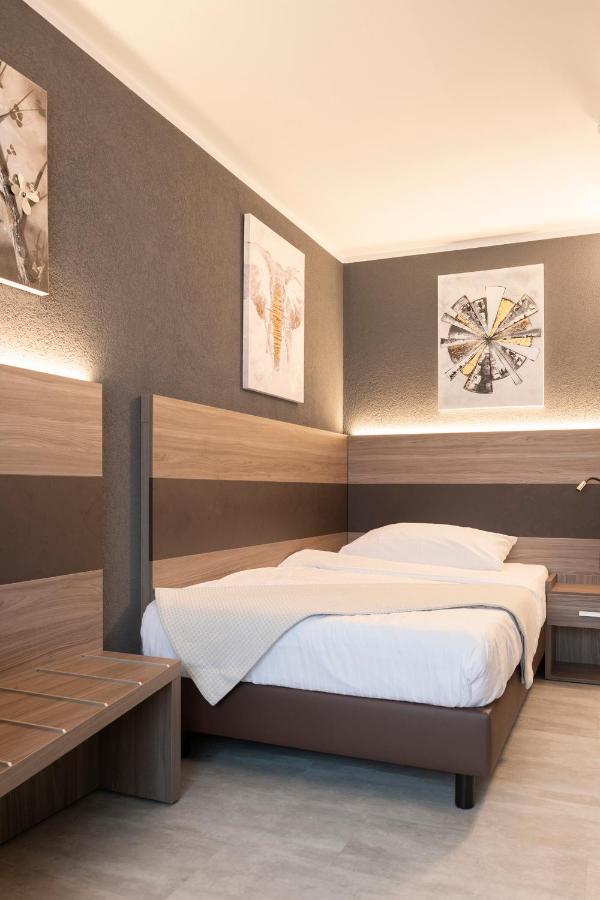 Hotel Bahnhof Zollikofen Zewnętrze zdjęcie